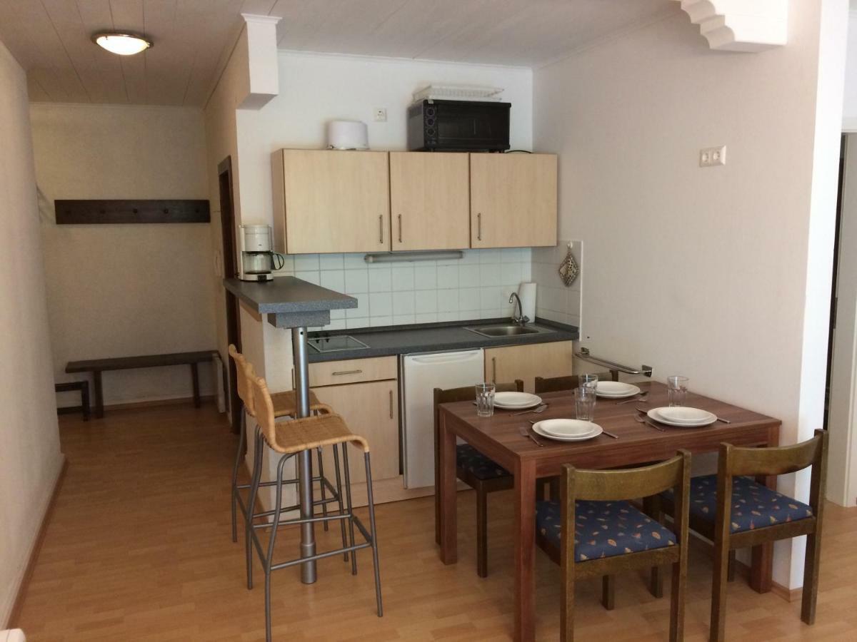 Apartment Laerchenhof Nr 8 *